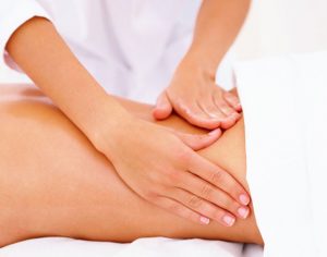 xoa bóp bấm huyệt trị đau thần kinh tọa