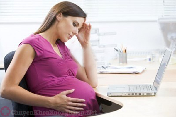 Chứng đau khớp ngón tay khi mang thai ở bà bầu có nguy hiểm không?