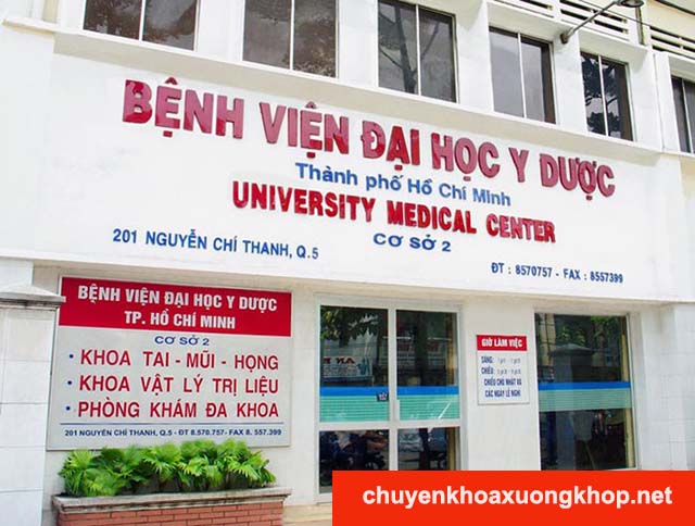 Bệnh viện Đại học Y Dược có khám dịch vụ không?