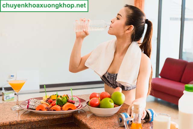 Duy trì cân nặng phòng tránh đau đầu gối nhưng không sưng